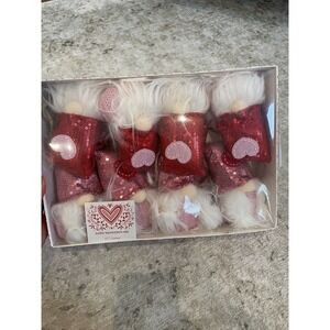 Valentines Day Gnome‎ Sequin 6ft Garland Pink Red NEW